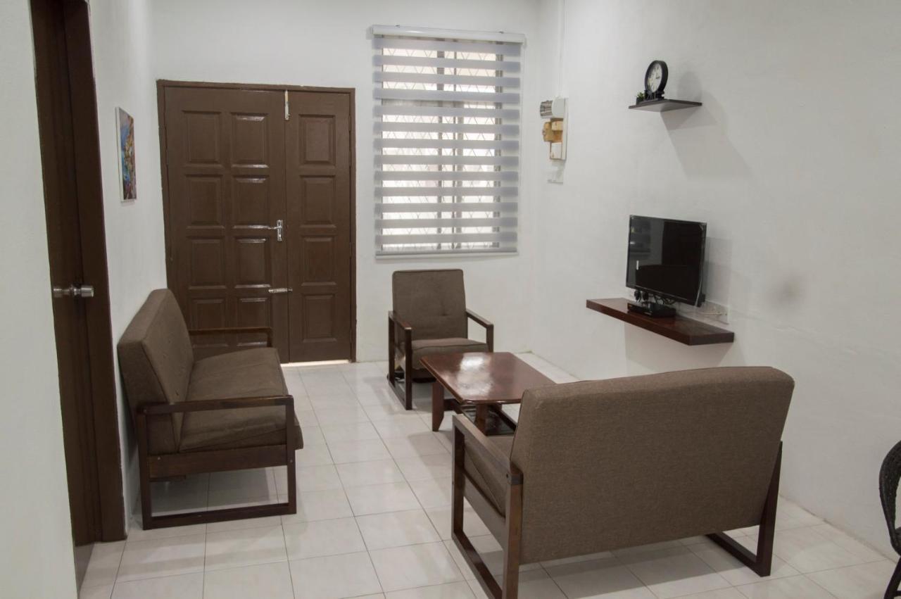 Wy Impian Homestay Букит Мертаджам Екстериор снимка